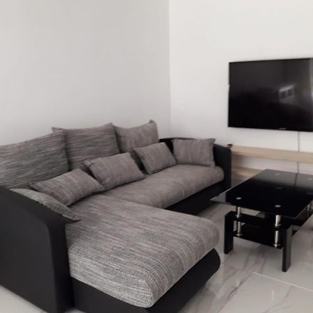 Jona Apt 르 라망탱 외부 사진